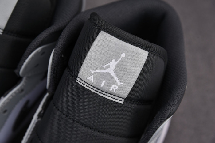 air jordan 1 mid light smoke grey 554724-078