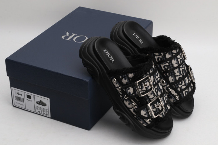 d1or sandal