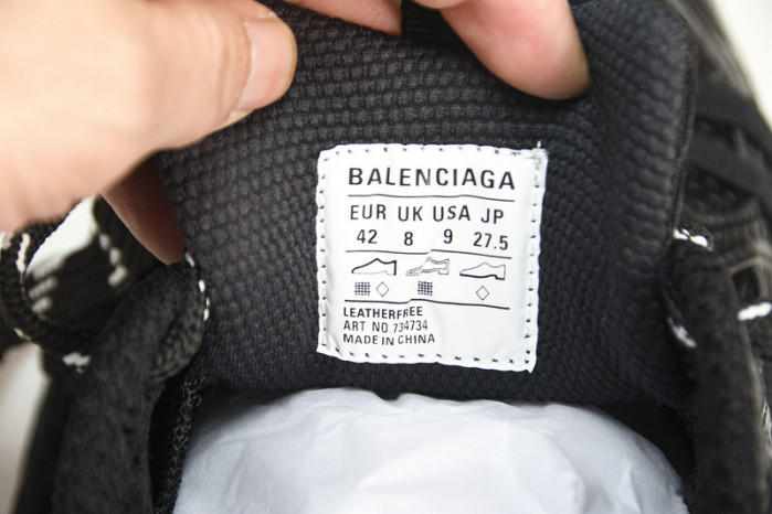 Ba*len*cia*ga 3xl