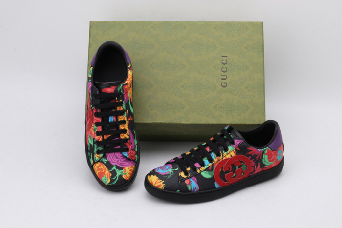 G*u*i sneaker g1000027