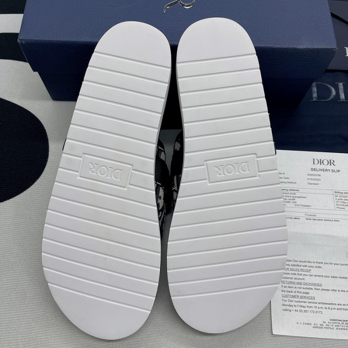 D*or alpha sandal