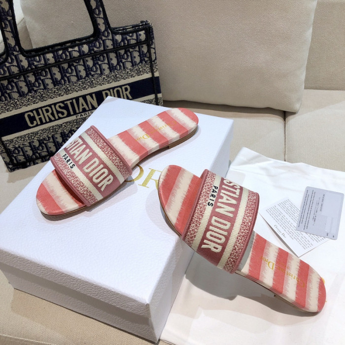 d1or sandals