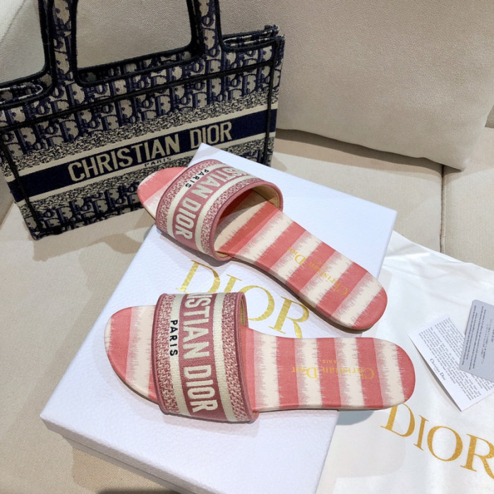 d1or sandals
