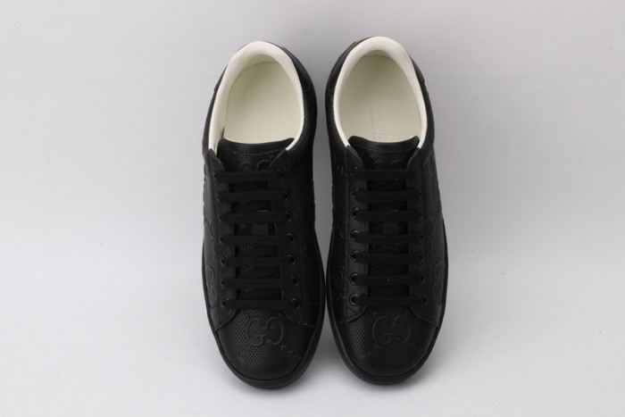 G*u*i sneaker g1000022