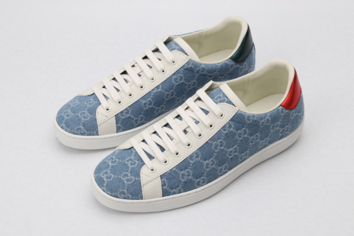 G*u*i sneaker g1000017