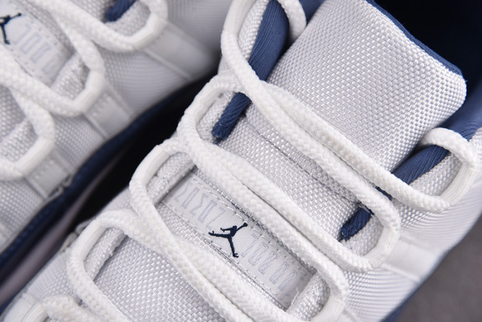air jordan 11 low diffused blue fv5104-104